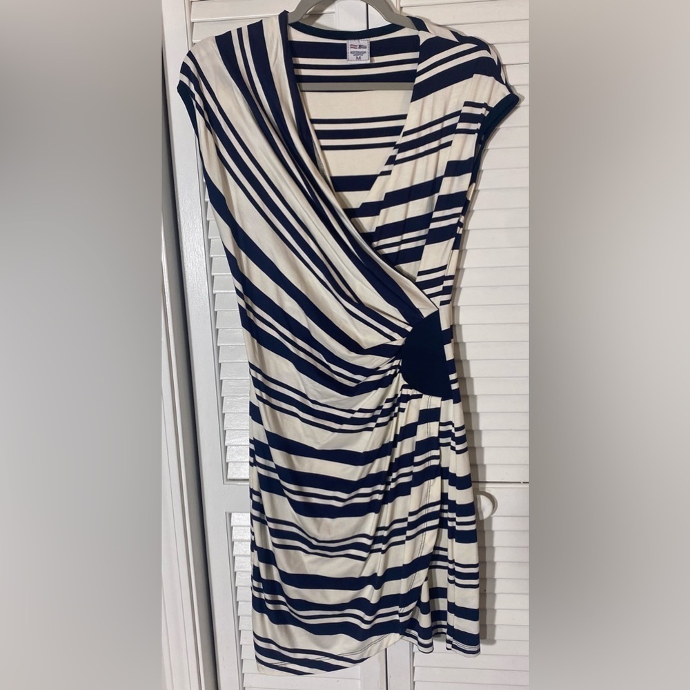 Blu Mediterranean Lifestyle Dress Size M Beige W/Navy Stripes Stretch Cinched